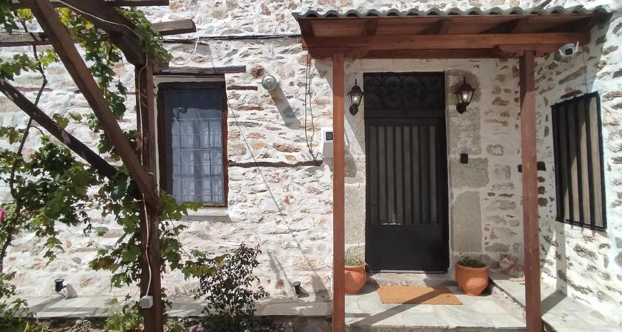 San Lorenzo Cottage - Παραδοσιακά Πέτρινα Δωμάτια Agios Lavrentios Exterior foto