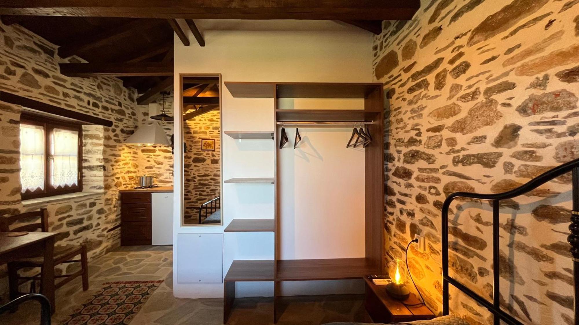 San Lorenzo Cottage - Παραδοσιακά Πέτρινα Δωμάτια Agios Lavrentios Exterior foto